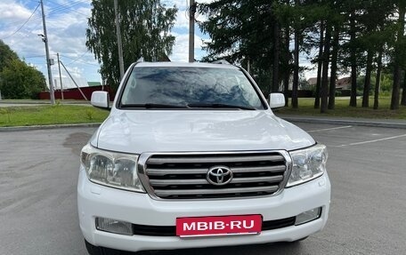 Toyota Land Cruiser 200, 2011 год, 2 780 000 рублей, 26 фотография