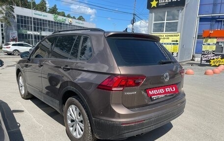 Volkswagen Tiguan II, 2020 год, 2 450 000 рублей, 4 фотография