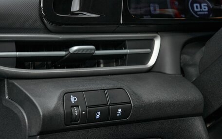 Hyundai Elantra, 2023 год, 2 350 000 рублей, 11 фотография