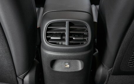Hyundai Elantra, 2023 год, 2 350 000 рублей, 17 фотография