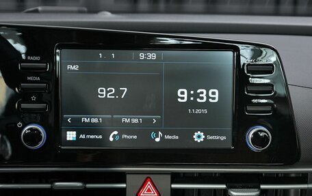 Hyundai Elantra, 2023 год, 2 350 000 рублей, 20 фотография
