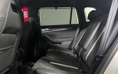 Skoda Kodiaq, 2025 год, 5 600 000 рублей, 18 фотография
