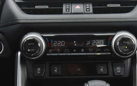 Toyota RAV4, 2024 год, 3 520 000 рублей, 26 фотография