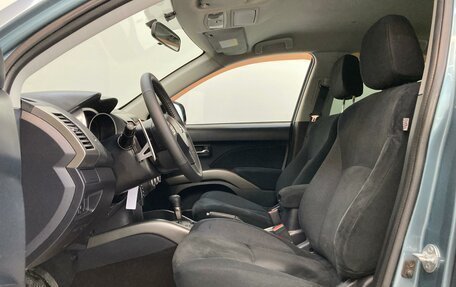 Mitsubishi Outlander III рестайлинг 3, 2007 год, 1 150 000 рублей, 14 фотография
