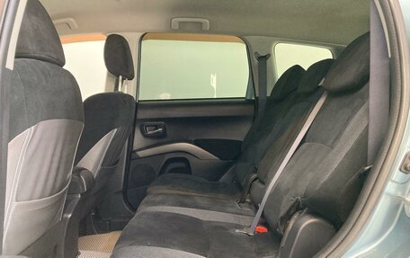 Mitsubishi Outlander III рестайлинг 3, 2007 год, 1 150 000 рублей, 16 фотография