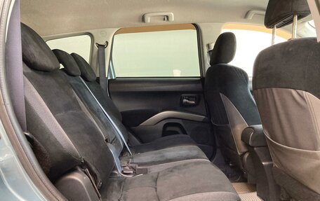 Mitsubishi Outlander III рестайлинг 3, 2007 год, 1 150 000 рублей, 17 фотография