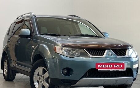Mitsubishi Outlander III рестайлинг 3, 2007 год, 1 150 000 рублей, 4 фотография