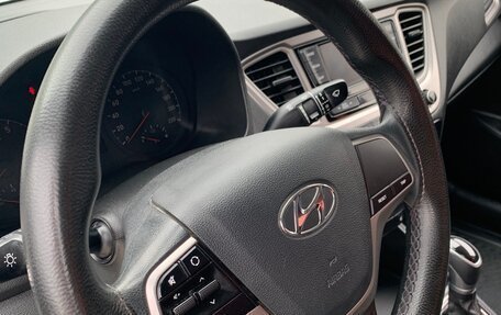 Hyundai Solaris II рестайлинг, 2019 год, 1 349 000 рублей, 17 фотография
