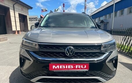 Volkswagen Taos, 2021 год, 2 300 000 рублей, 2 фотография