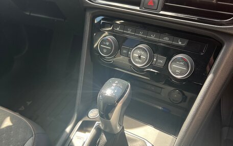 Volkswagen Taos, 2021 год, 2 300 000 рублей, 10 фотография