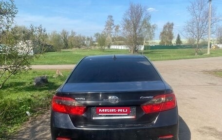 Toyota Camry, 2014 год, 1 330 000 рублей, 2 фотография