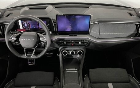 Skoda Kodiaq, 2025 год, 5 600 000 рублей, 10 фотография
