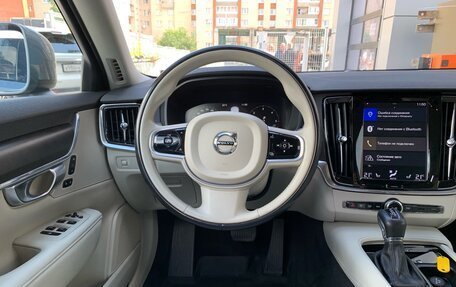 Volvo V90 Cross Country I рестайлинг, 2018 год, 2 539 000 рублей, 8 фотография