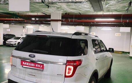 Ford Explorer VI, 2015 год, 1 213 000 рублей, 4 фотография
