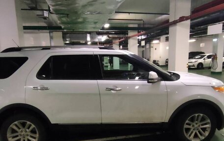 Ford Explorer VI, 2015 год, 1 213 000 рублей, 7 фотография