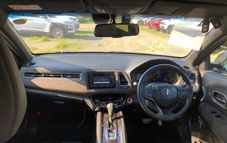 Honda Vezel, 2020 год, 2 400 000 рублей, 8 фотография