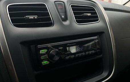 Renault Sandero II рестайлинг, 2015 год, 495 000 рублей, 15 фотография