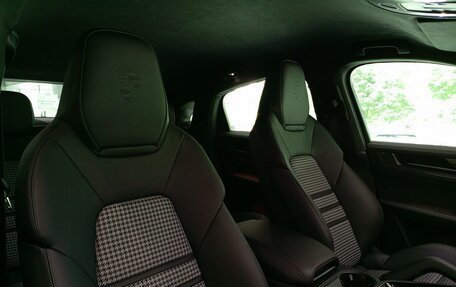 Porsche Cayenne III, 2025 год, 27 430 000 рублей, 11 фотография