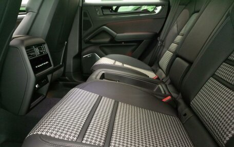 Porsche Cayenne III, 2025 год, 27 430 000 рублей, 12 фотография