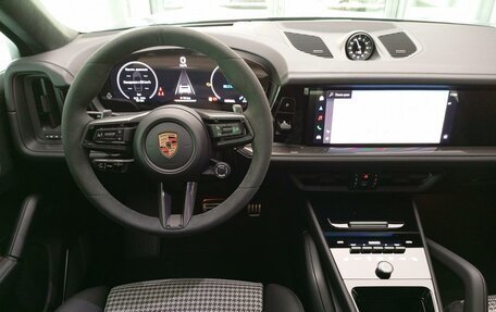 Porsche Cayenne III, 2025 год, 27 430 000 рублей, 14 фотография