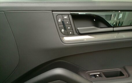 Porsche Cayenne III, 2025 год, 27 430 000 рублей, 39 фотография