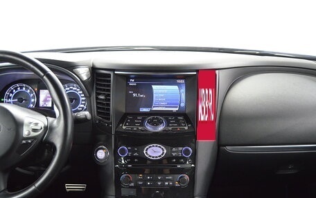 Infiniti QX70, 2014 год, 2 610 000 рублей, 15 фотография