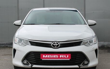 Toyota Camry, 2017 год, 2 050 000 рублей, 6 фотография