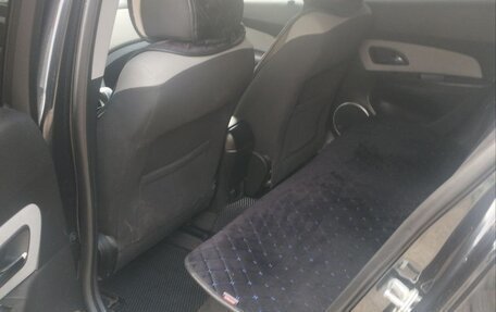 Chevrolet Cruze II, 2011 год, 600 000 рублей, 4 фотография