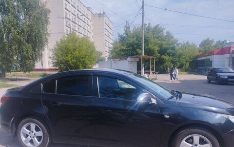 Chevrolet Cruze II, 2011 год, 600 000 рублей, 10 фотография