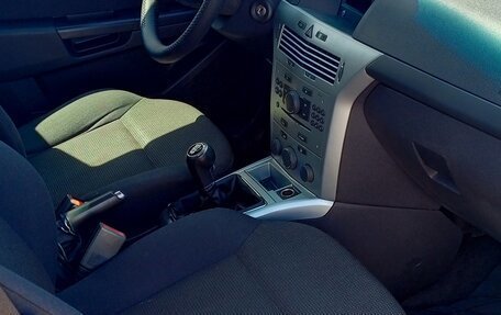 Opel Astra H, 2011 год, 650 000 рублей, 14 фотография