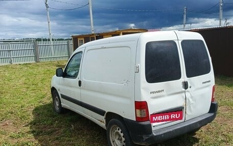 Peugeot Partner II рестайлинг 2, 2010 год, 245 000 рублей, 2 фотография