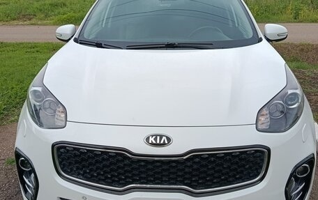 KIA Sportage IV рестайлинг, 2017 год, 2 200 000 рублей, 4 фотография