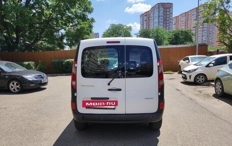 Renault Kangoo II рестайлинг, 2010 год, 650 000 рублей, 4 фотография
