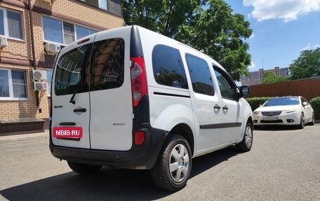 Renault Kangoo II рестайлинг, 2010 год, 650 000 рублей, 2 фотография