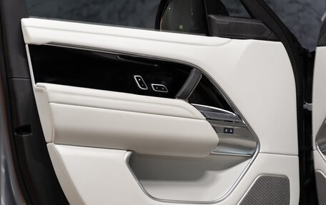 Land Rover Range Rover IV рестайлинг, 2025 год, 23 990 000 рублей, 27 фотография