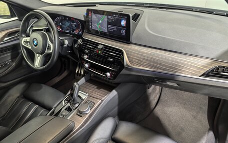BMW 5 серия, 2021 год, 5 749 000 рублей, 19 фотография