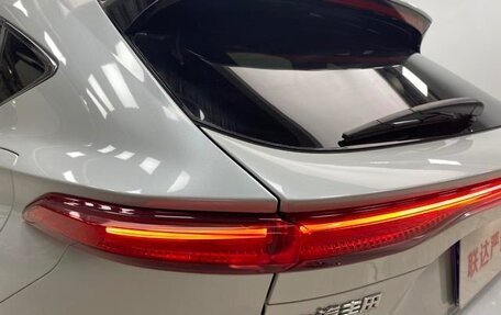 Toyota Harrier, 2021 год, 3 820 000 рублей, 6 фотография