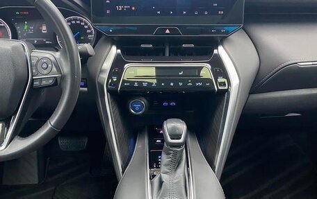 Toyota Harrier, 2021 год, 3 820 000 рублей, 12 фотография