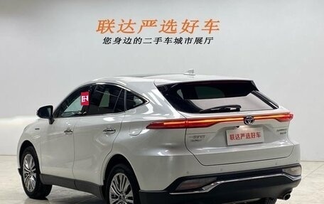 Toyota Harrier, 2021 год, 3 820 000 рублей, 7 фотография