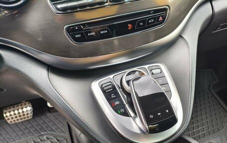 Mercedes-Benz V-Класс, 2019 год, 5 820 000 рублей, 12 фотография