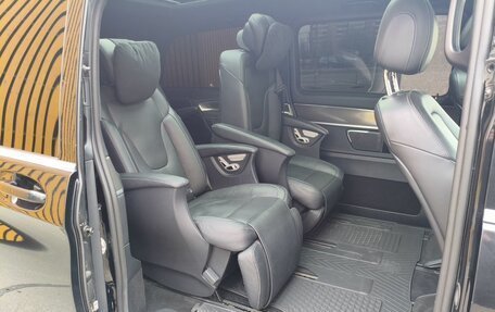 Mercedes-Benz V-Класс, 2019 год, 5 820 000 рублей, 13 фотография