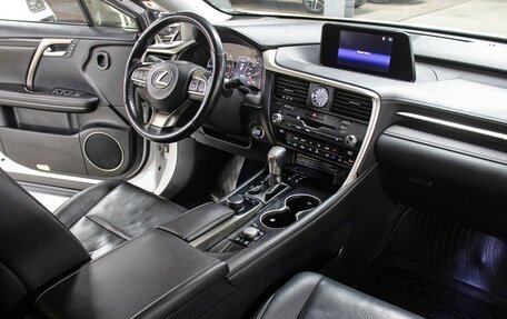 Lexus RX IV рестайлинг, 2017 год, 3 498 000 рублей, 11 фотография