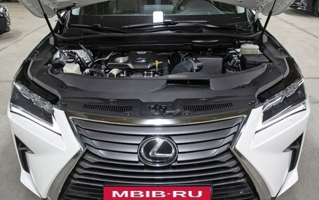 Lexus RX IV рестайлинг, 2017 год, 3 498 000 рублей, 9 фотография