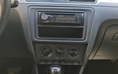 Skoda Rapid I, 2017 год, 11 фотография