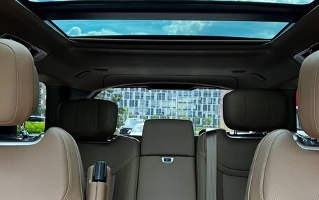 Land Rover Range Rover IV рестайлинг, 2024 год, 25 000 000 рублей, 14 фотография