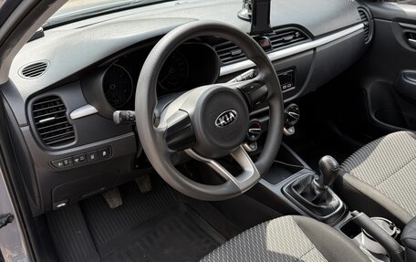 KIA Rio IV, 2018 год, 1 200 000 рублей, 10 фотография