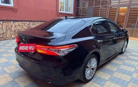 Toyota Camry, 2019 год, 2 750 000 рублей, 5 фотография
