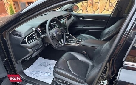 Toyota Camry, 2019 год, 2 750 000 рублей, 6 фотография