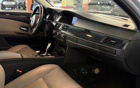 BMW 5 серия, 2008 год, 1 300 000 рублей, 24 фотография