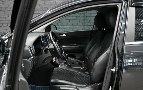 KIA Sportage IV рестайлинг, 2019 год, 2 400 000 рублей, 10 фотография